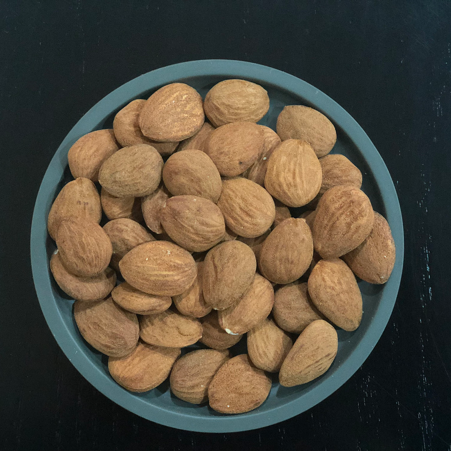 Almendra Marcona con piel